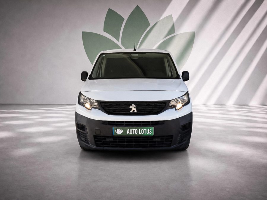 Peugeot Partner 1.5 BlueHDi Premium Longa — fotografia 1