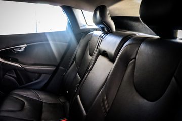 Volvo V40 2.0 D2 Momentum - fotografia 10
