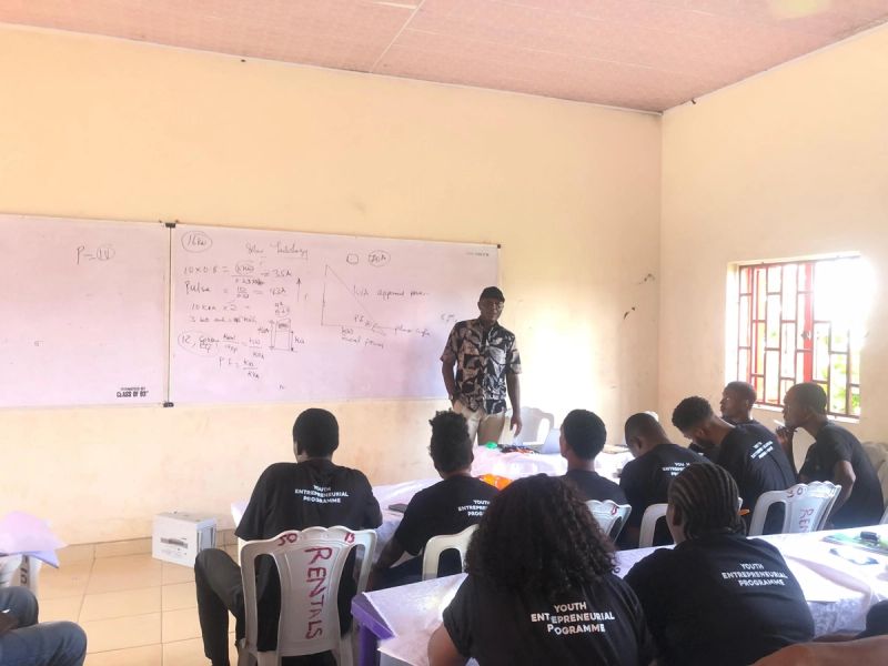 Instructor teaches about the types of power and the power triangle in Electrical Engineering