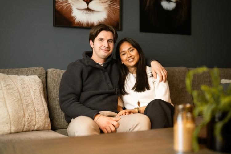 Helena og Isak er fornøyd med å kjøpe bolig med Finit