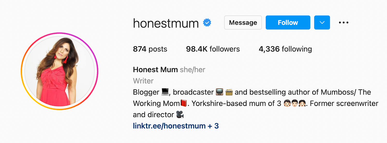Perfil de Instagram de honestmum, cuenta verificada, con biografía que la describe como escritora y bloguera.