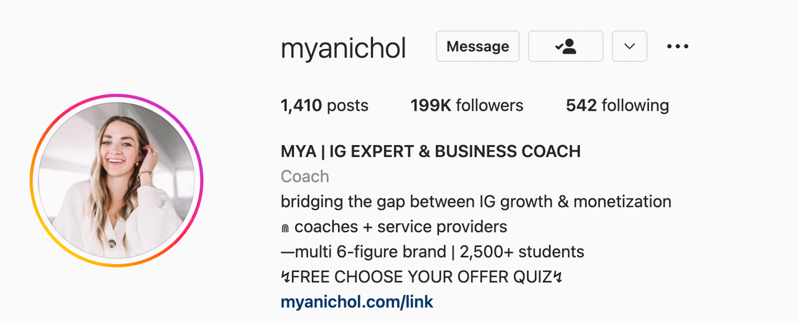 Perfil de Instagram de myanichol con foto de perfil, estadisticas de seguidores y una biografia sobre su negocio de coaching.