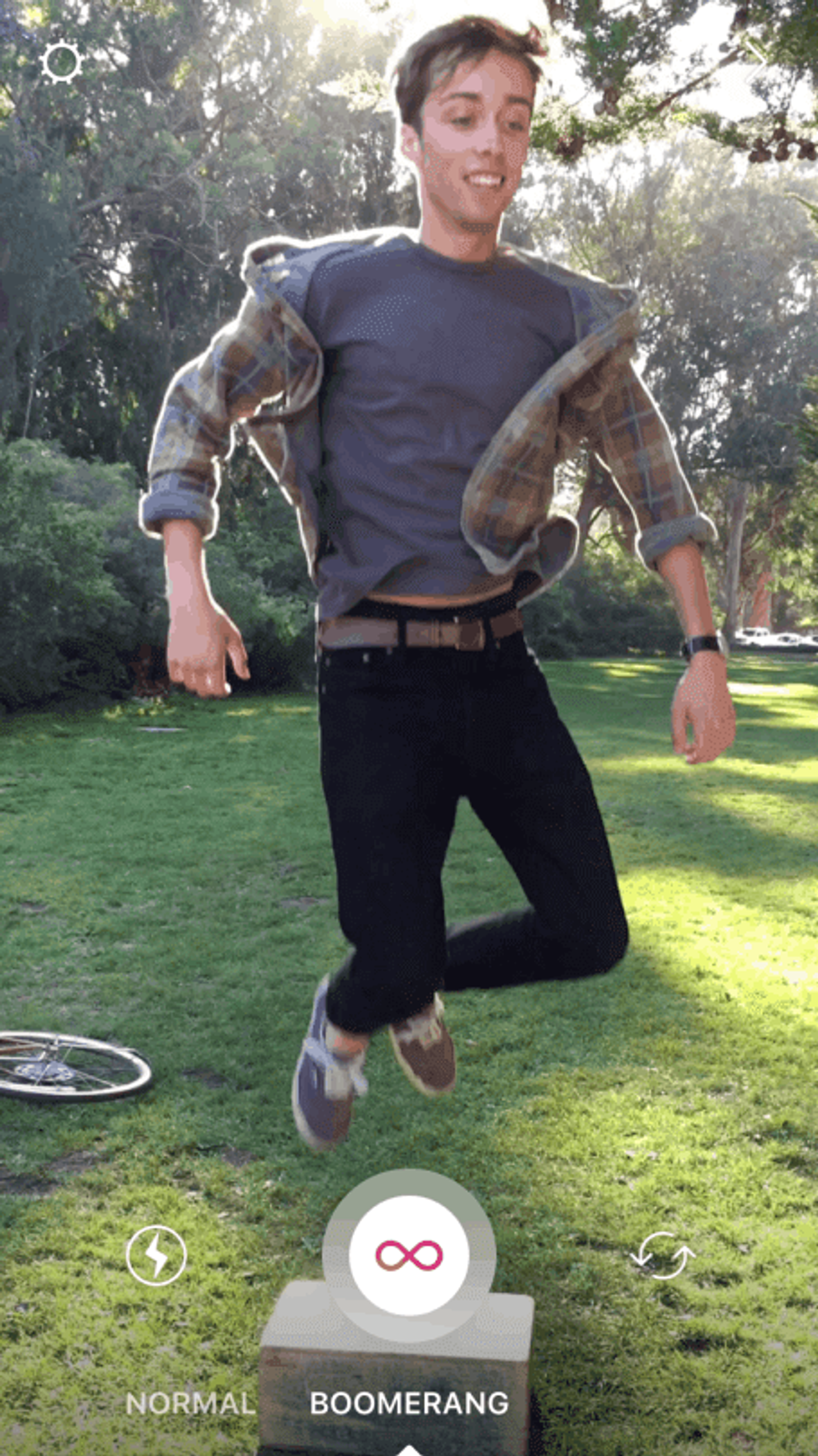 Captura de pantalla de un Boomerang en una historia de Instagram.