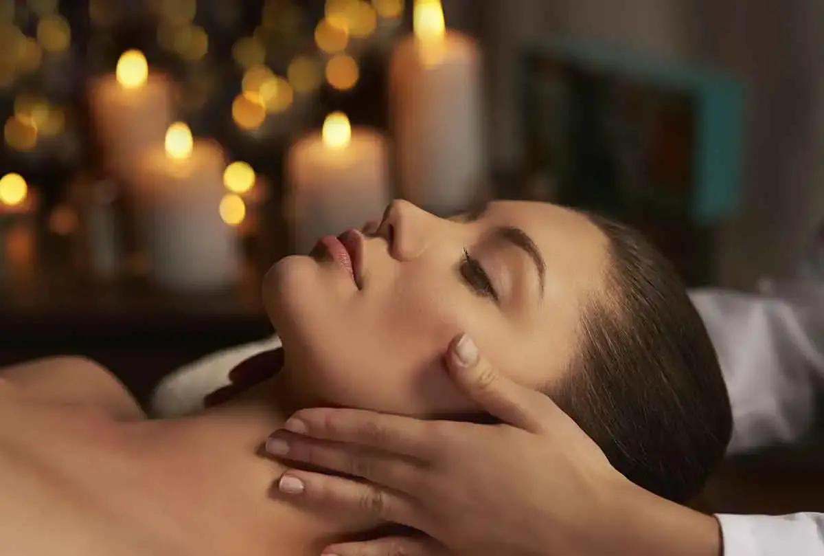 Spavia franchise location — calm spa interior with serene lighting