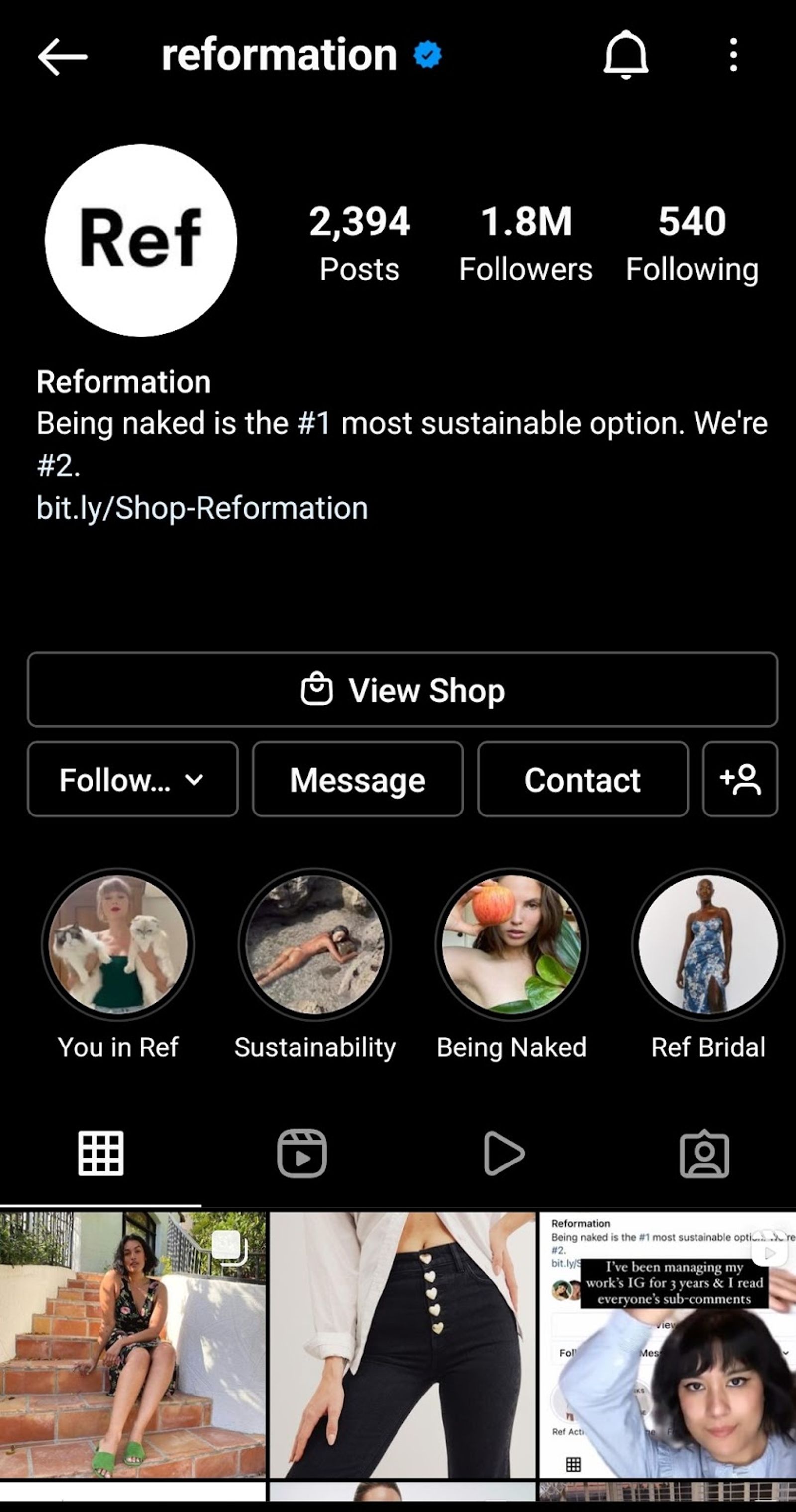 Perfil de Instagram de Reformation con portadas de destacados con fotos para temas como sostenibilidad y novias.