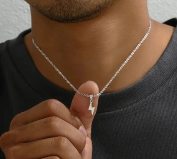 Lightning Pendant Chain.