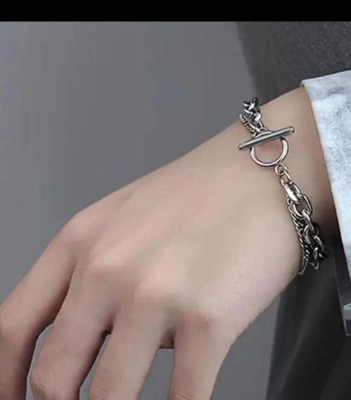 Chain Link Bracelet.