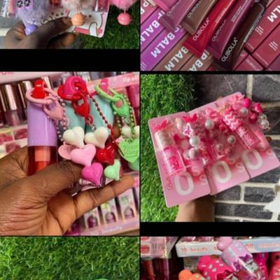 LIP CARE ACCESSORIES.