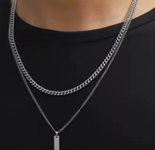 Layered Rectangular Pendant Chain.