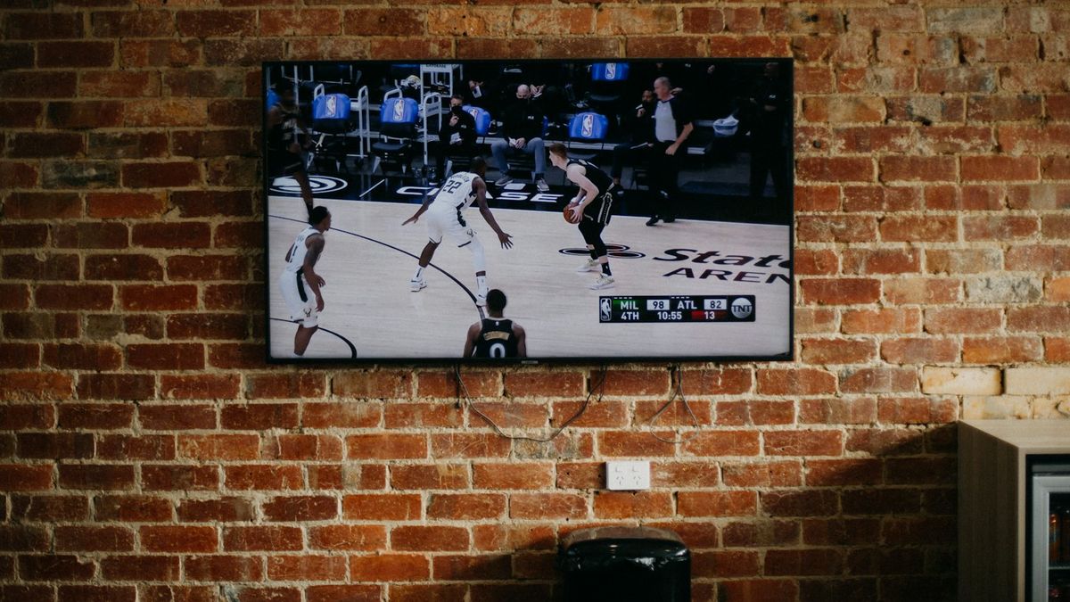 Hisense TV Dolby Vision Not Working? 5 Fixes for U-Series (2026)
