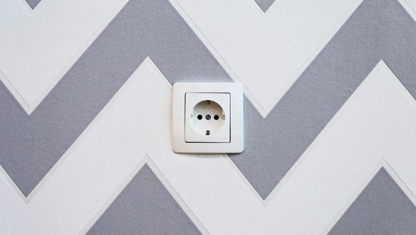Hisense TV Keeps Turning Off: Why and How to Stop It