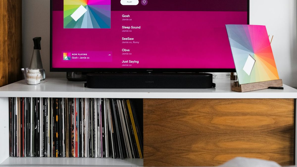 Cómo transmitir a TV Hisense desde iPhone: 4 métodos gratis (2026)