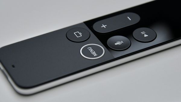 Telecomanda Hisense nu funcționează? Cum o repari sau o înlocuiești rapid