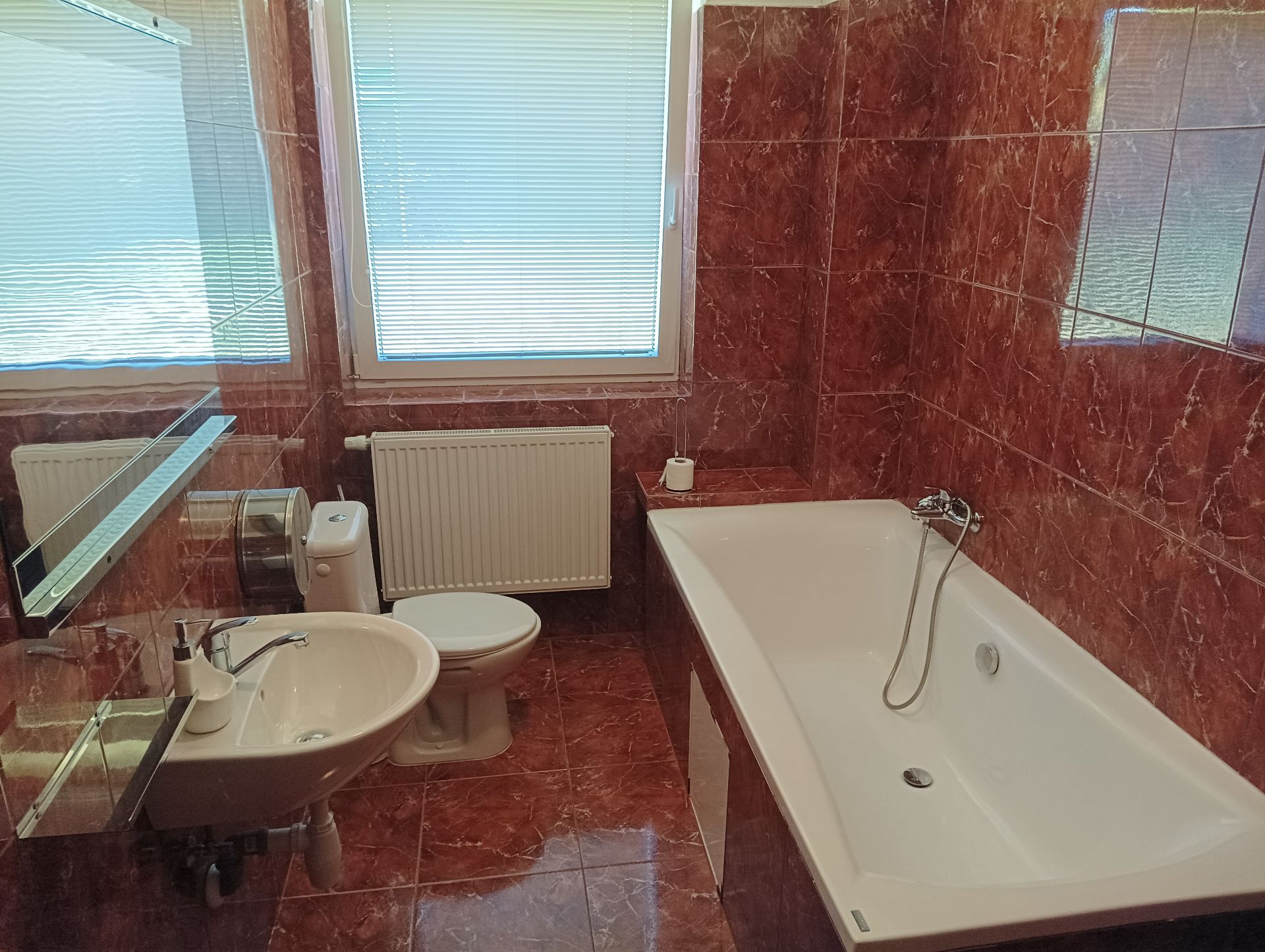 Pokoj č. 5 — apartmán 3+2 lůžko přízemí