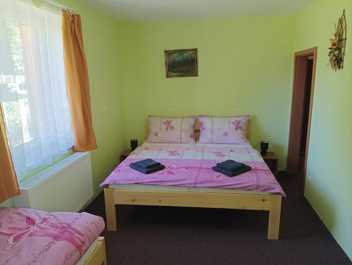 Pokoj č. 5 — apartmán 3+2 lůžko přízemí