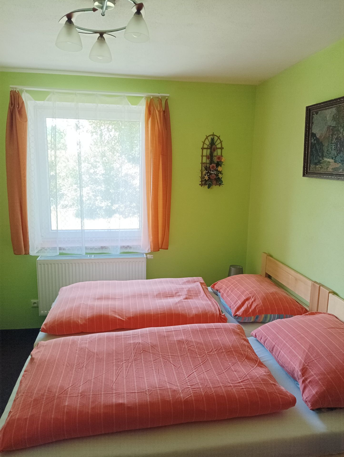 Pokoj č. 5 — apartmán 3+2 lůžko přízemí