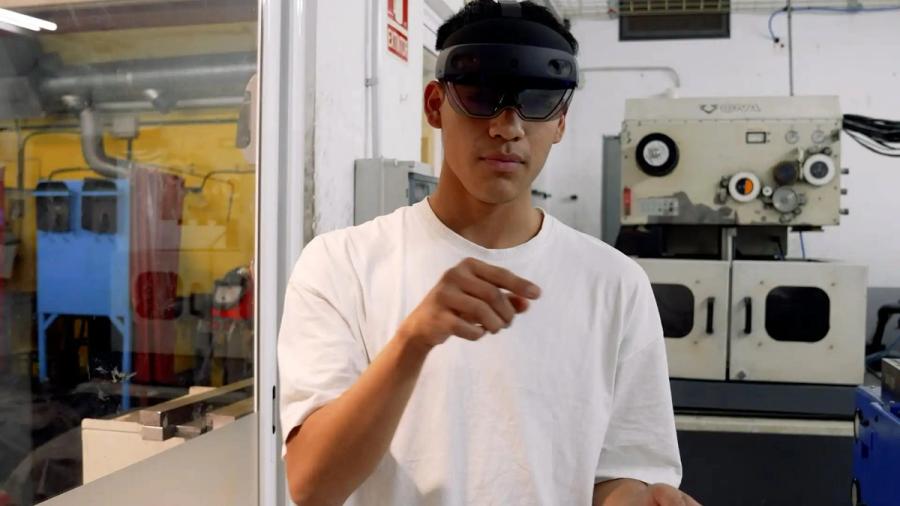 INS Manolo Hugué Virtual Reality