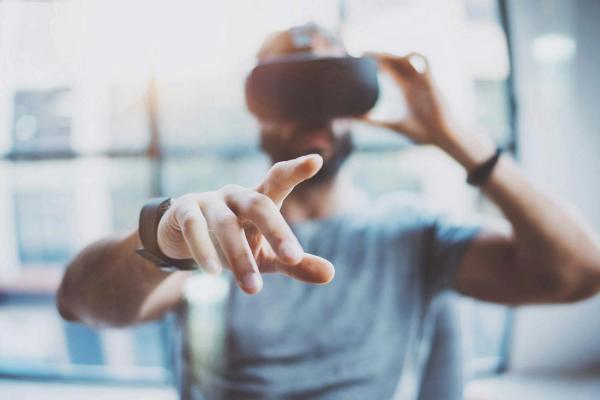 La contribution de la Réalité virtuelle et de la Réalité augmentée à la numérisation des entreprises
