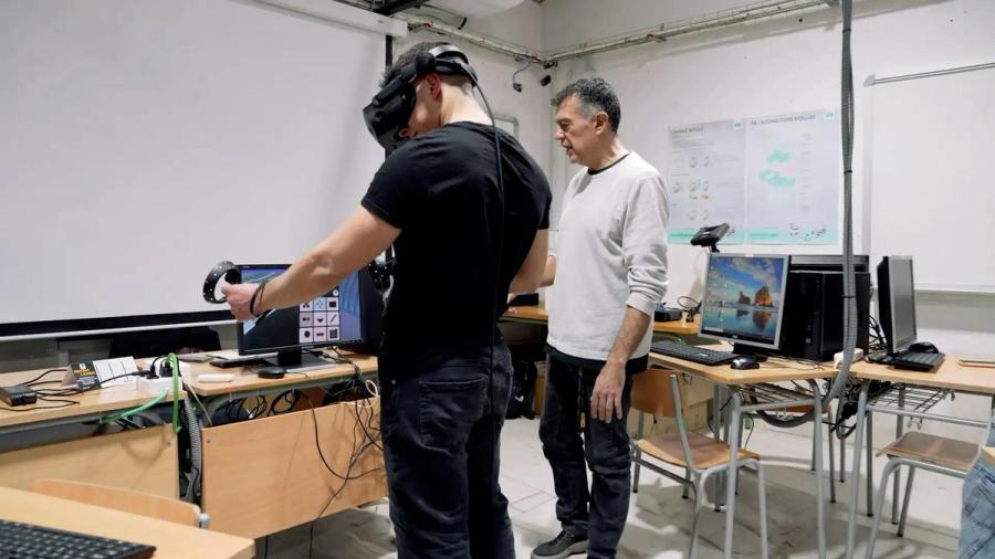 INS Manolo Hugué Virtual Reality
