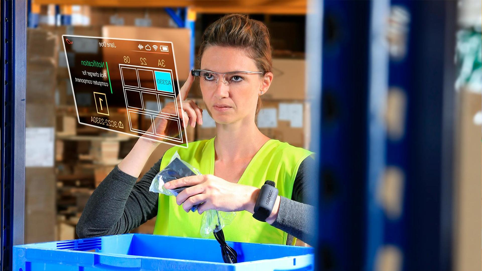 Logistics 4.0: How Augmented and Mixed Reality are applied in the logistics sector, picking and warehouse management