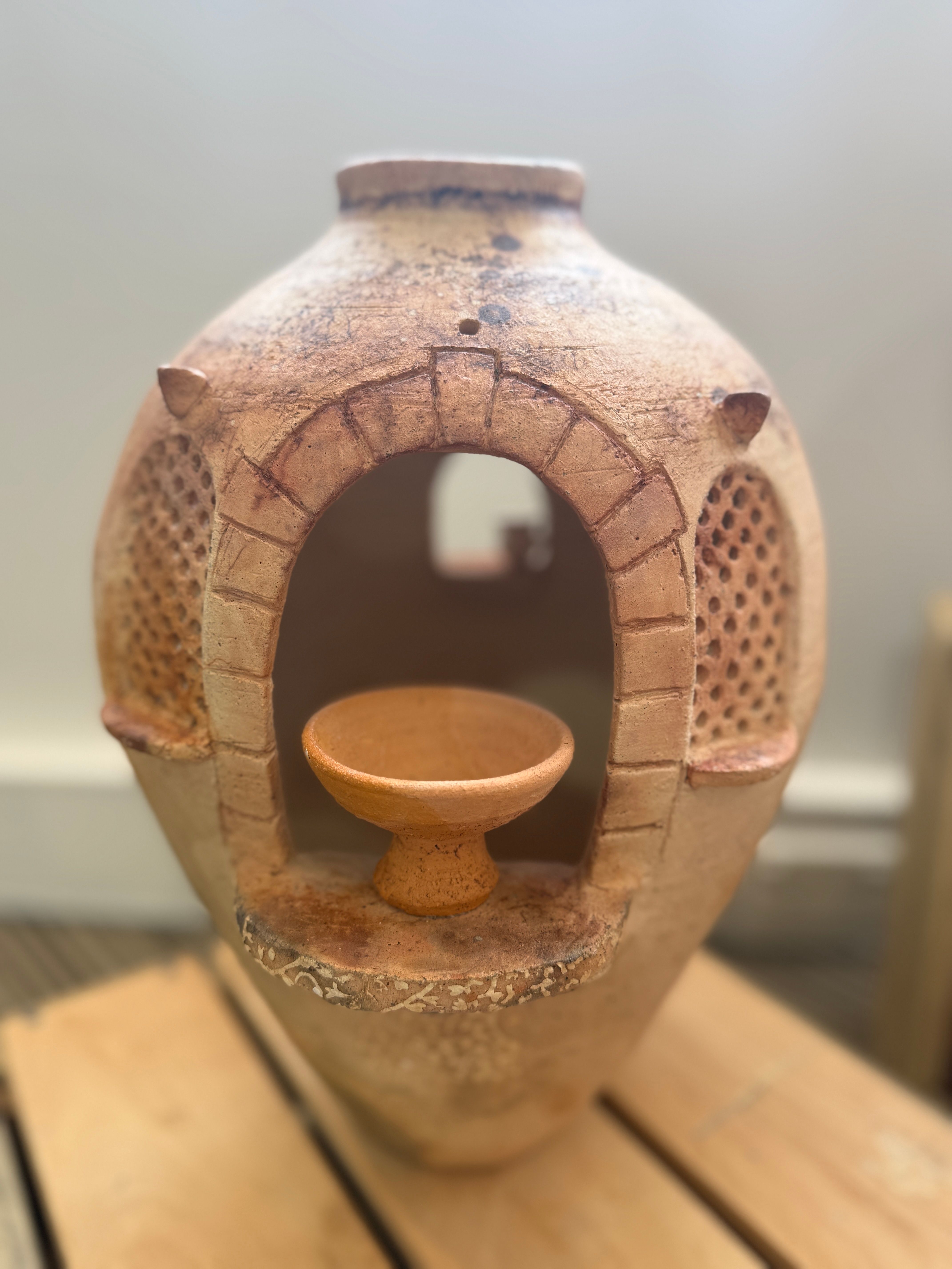 The Offering, ceramic sculpture by Paula Bowie, available at Straddievarious Brisbane art gallery