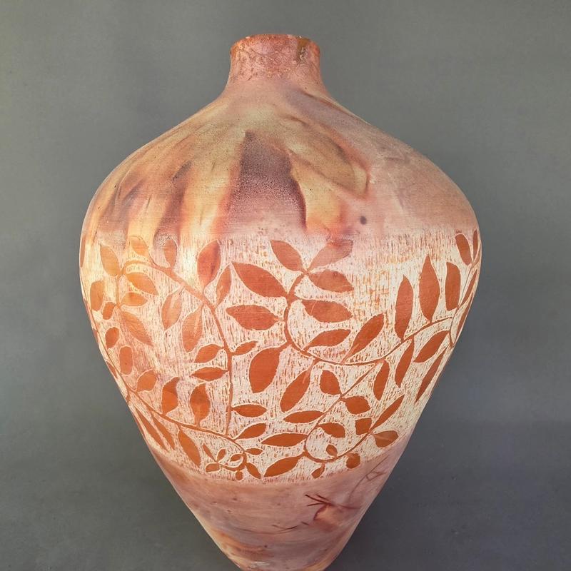 Intertidal, ceramic sculpture by Paula Bowie, available at Straddievarious Brisbane art gallery