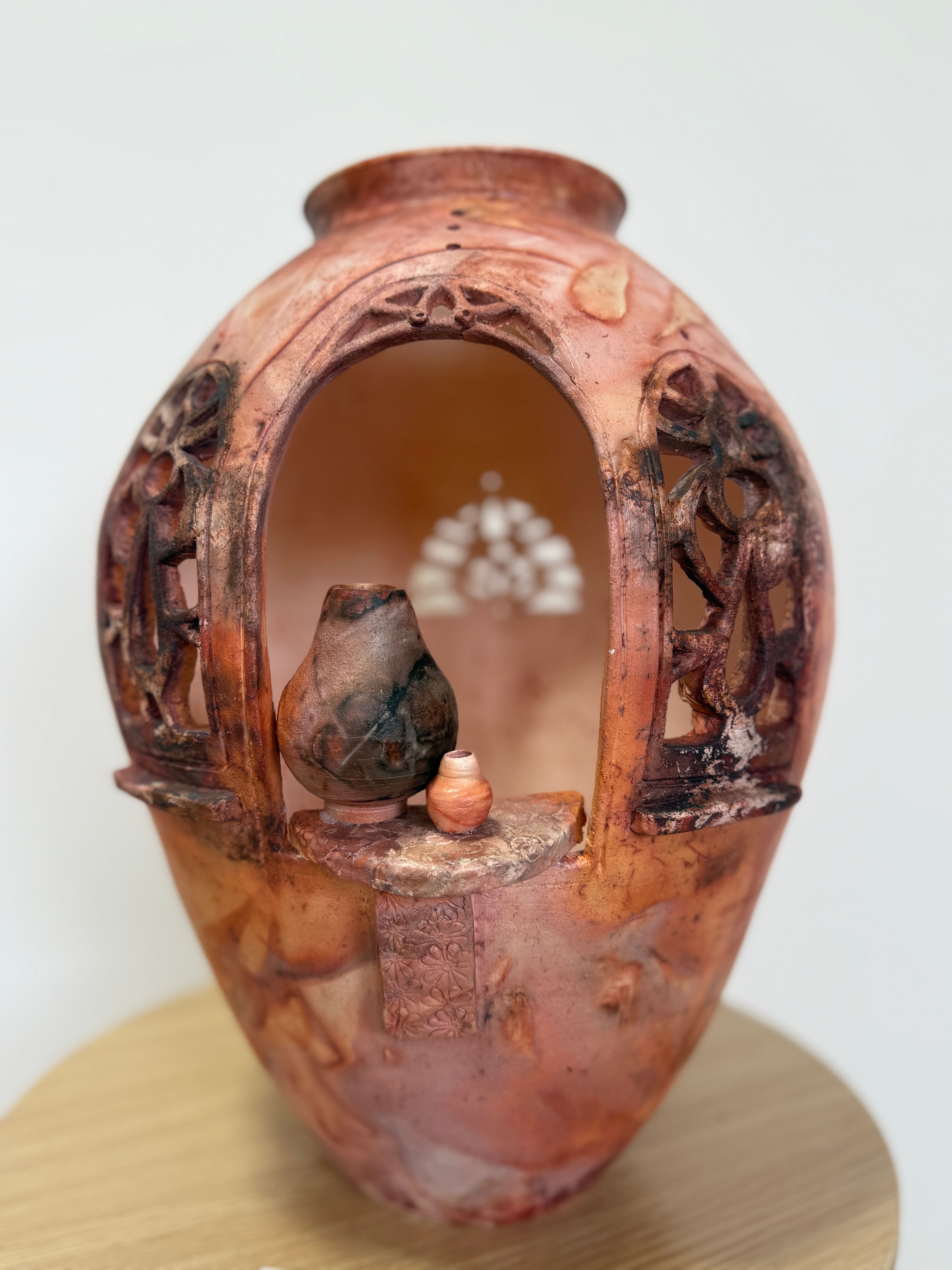 Enlighten, ceramic sculpture by Paula Bowie, available at Straddievarious Brisbane art gallery
