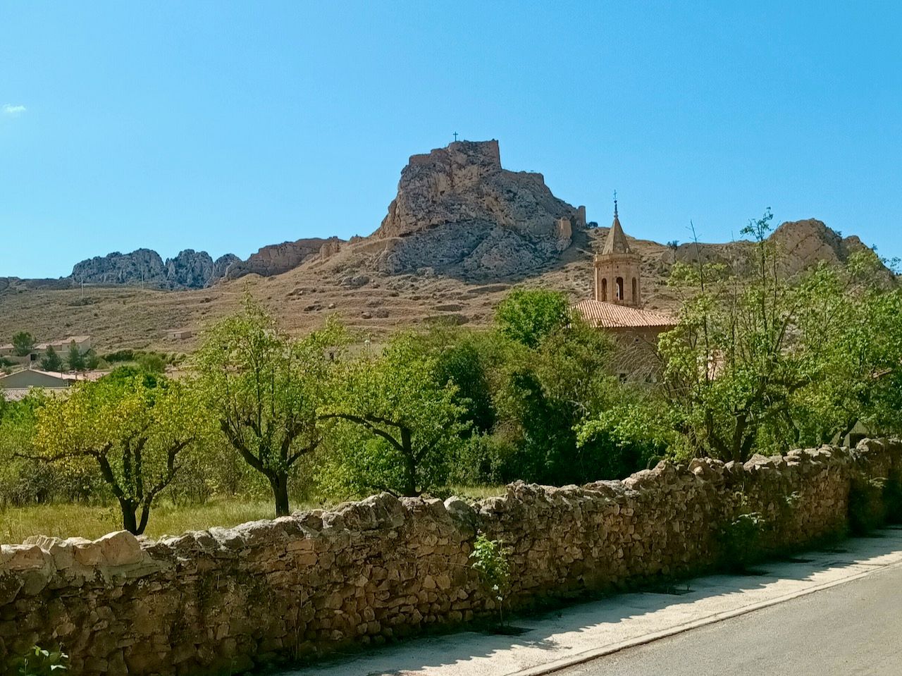 Aliaga (E)