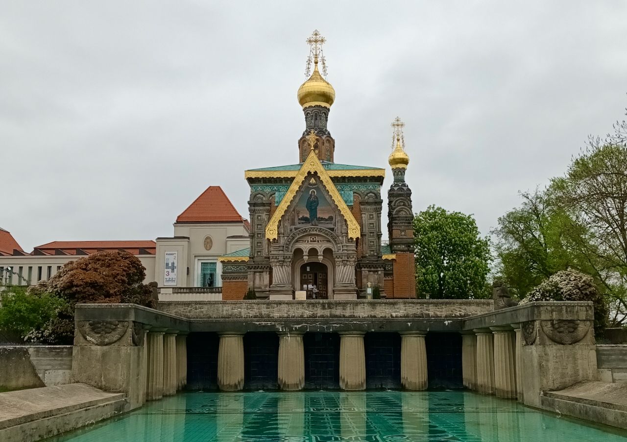Darmstadt (D)