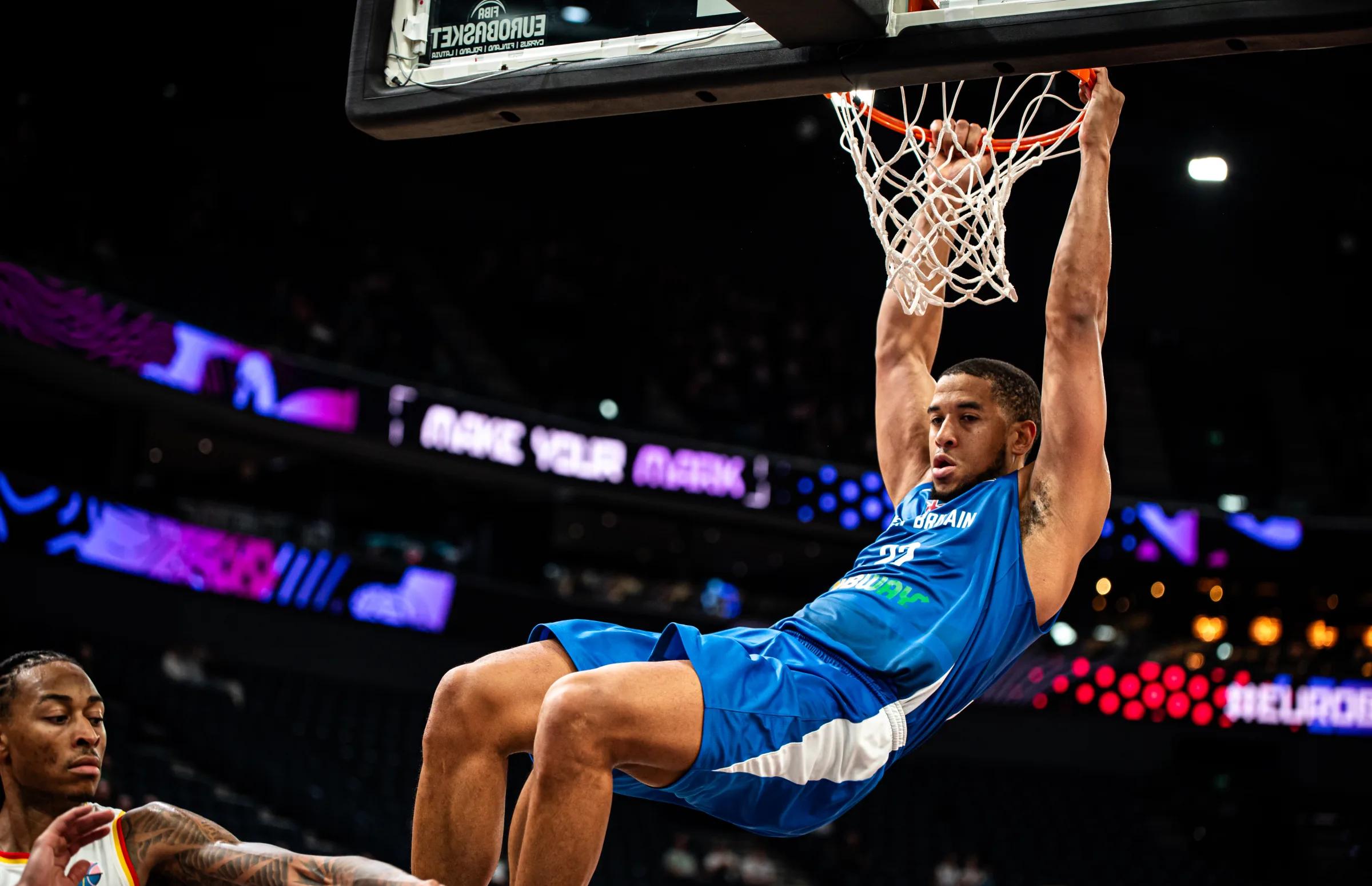 Hesson dunks the ball for GB against Montenegro at EuroBasket 2025