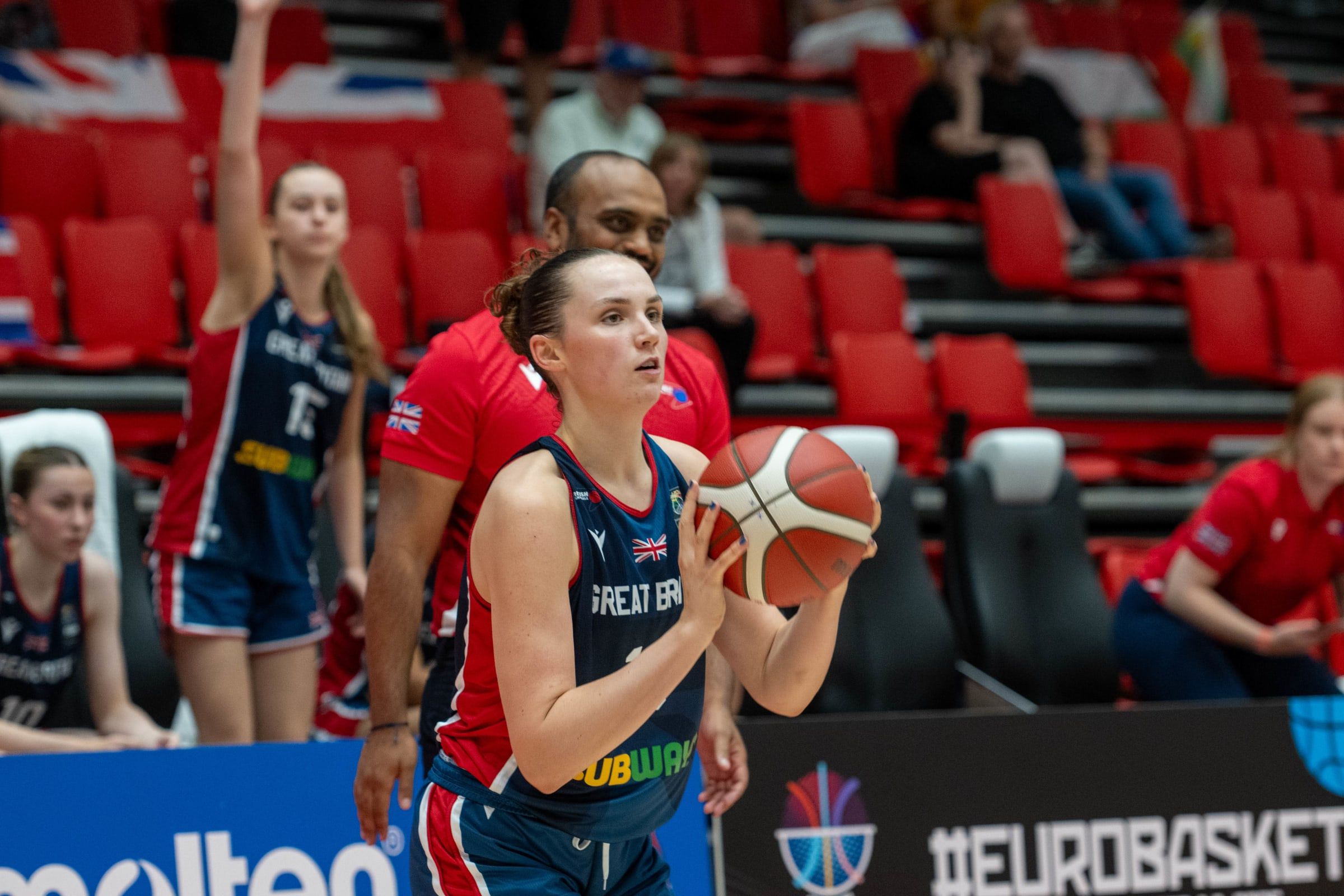 Bo Guttormsdottir Frost shooting against Bulgaria at U18 Women's EuroBasket 2025