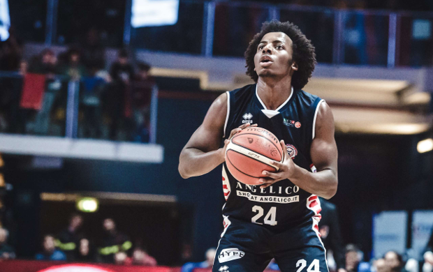 Carl Wheatle playing for Biella