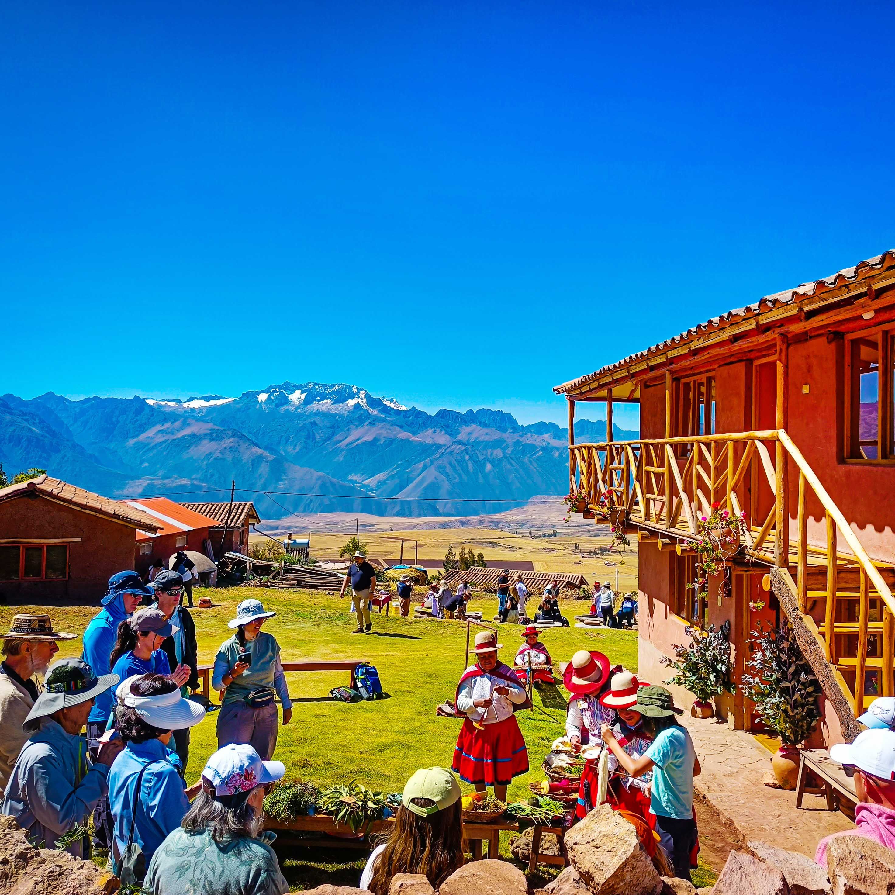 Photographic gallery of the Misminay community