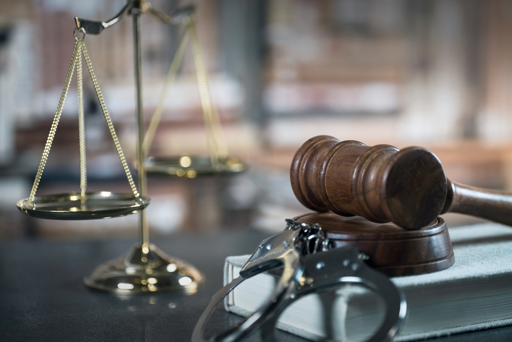 Image What To Do When There’s a Warrant For Your Arrest in Maryland | Blog Image