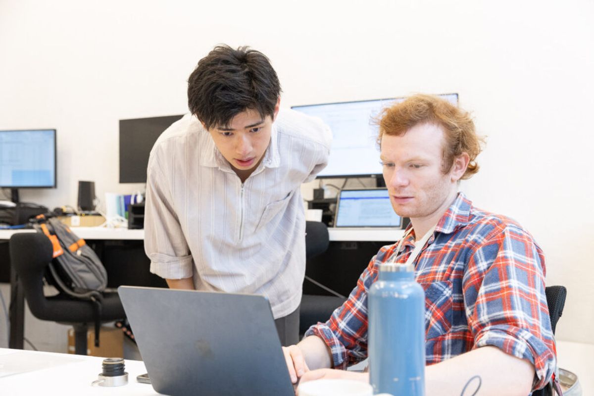 Lightblue「LLab」が挑む、日本語特化型LLM開発の最前線 ～開発者ピーターさんが語る、技術の「How」とその想い～