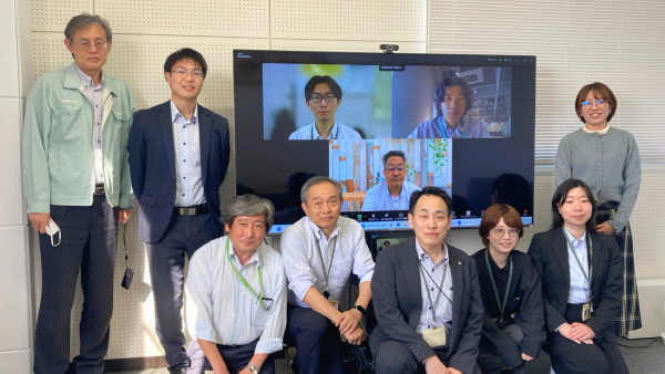 「全員で改善しながら考える」|全社員への導入で利用率80%超、ナカシャクリエイテブが実践するAI推進のアプローチ