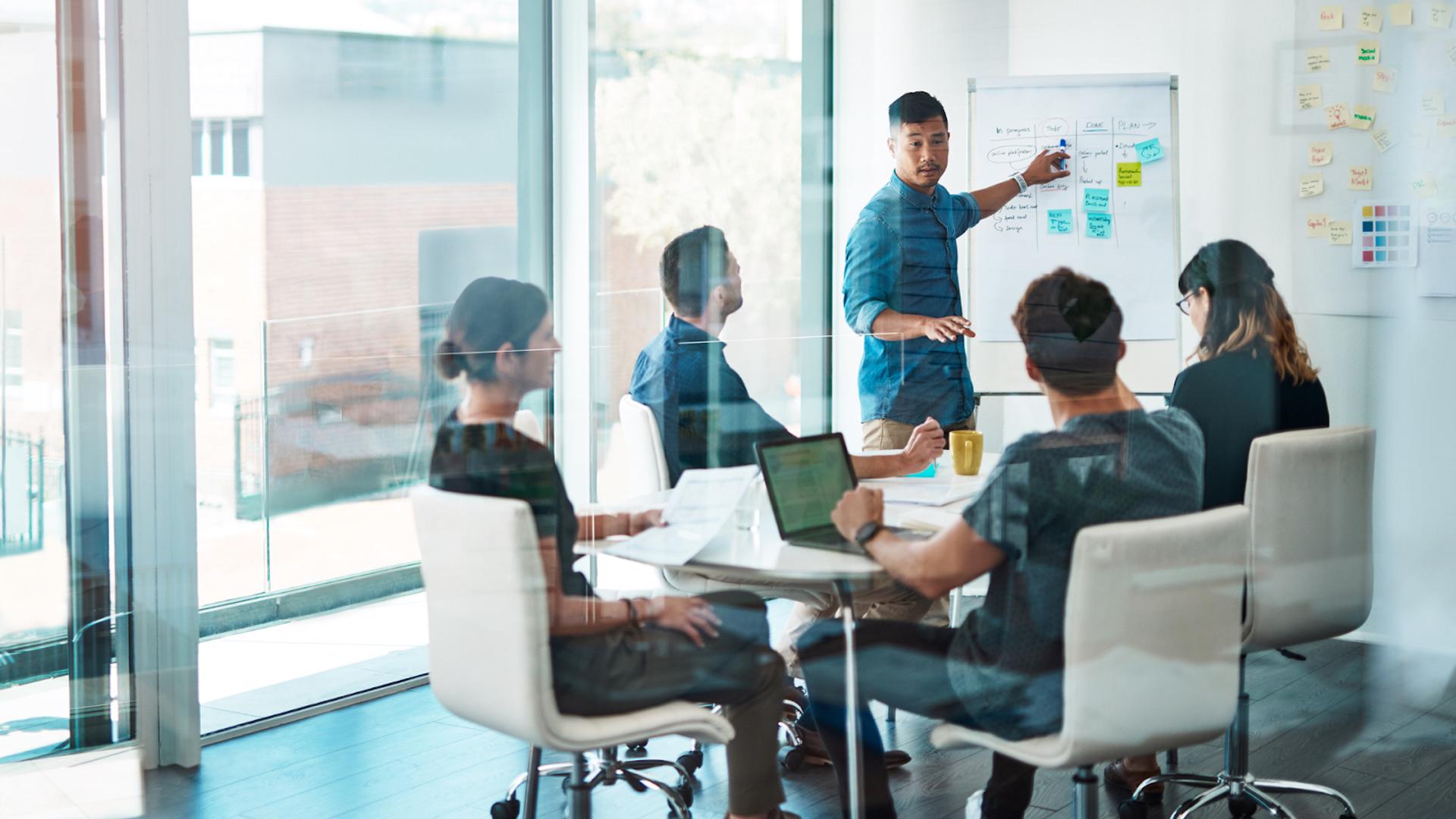 All Roles In Break In Business Operations (BizOps): What it Is & How to Break In | Leland