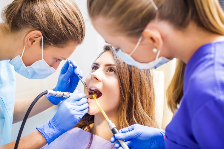 How Many Shadowing Hours for Dental School? The Ultimate Guide (2025 ...