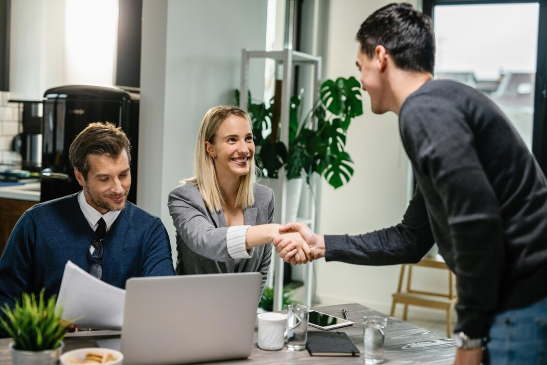 20 Most Common Investment Banking Behavioral Questions | Leland