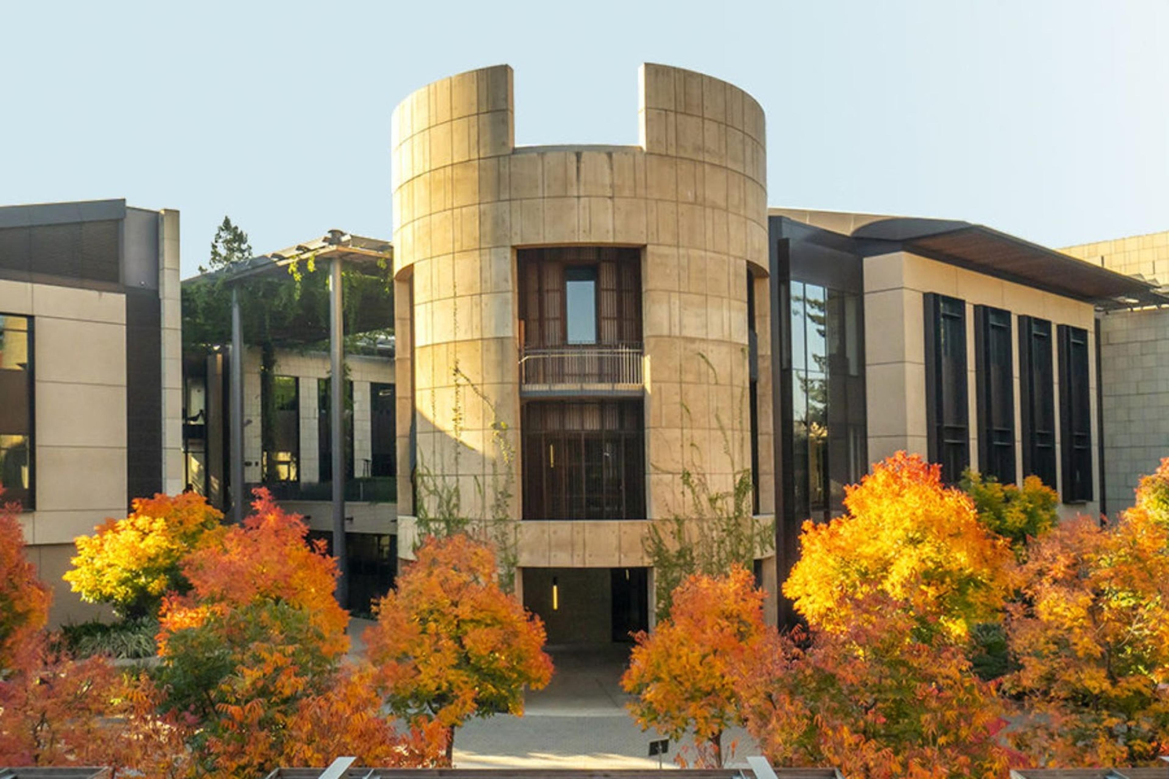 How to Get Into Stanford Law School (2024-2025) | Leland