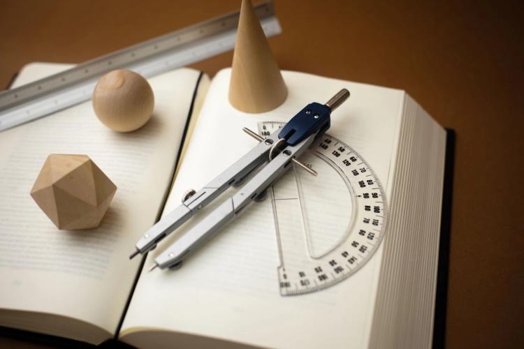 GRE Exam Pattern 2026: Section-Wise Breakdown & Scoring Guide | Leland
