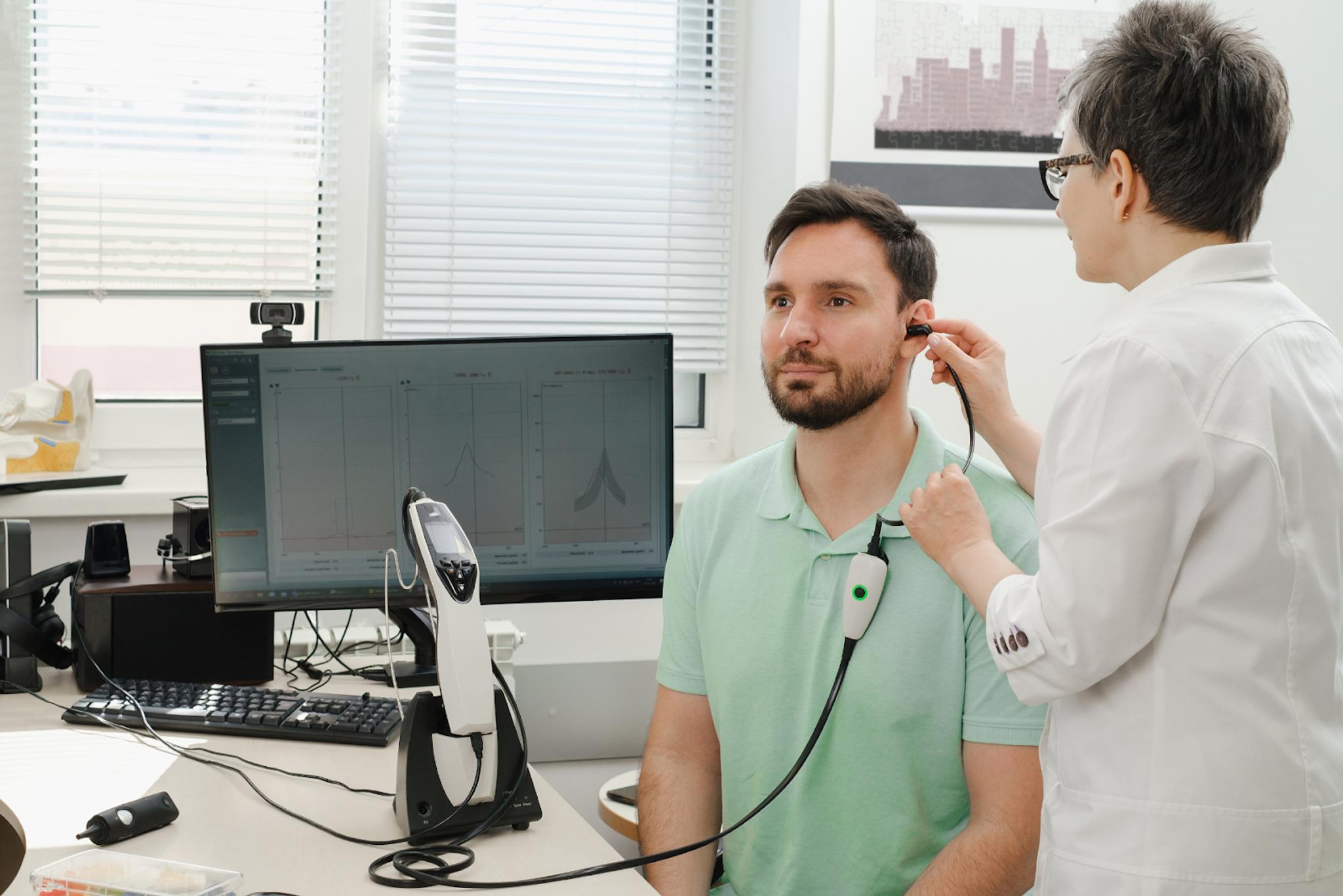How to Become an Audiologist: Schooling, Career Path, & Salary | Leland