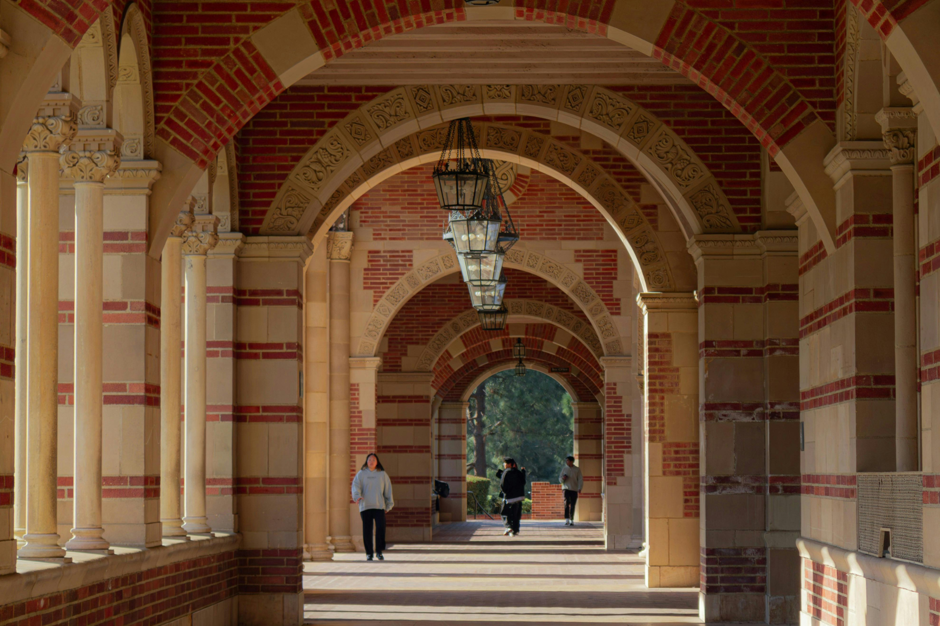 Top 3 Consulting Clubs at UCLA (2026) | Leland