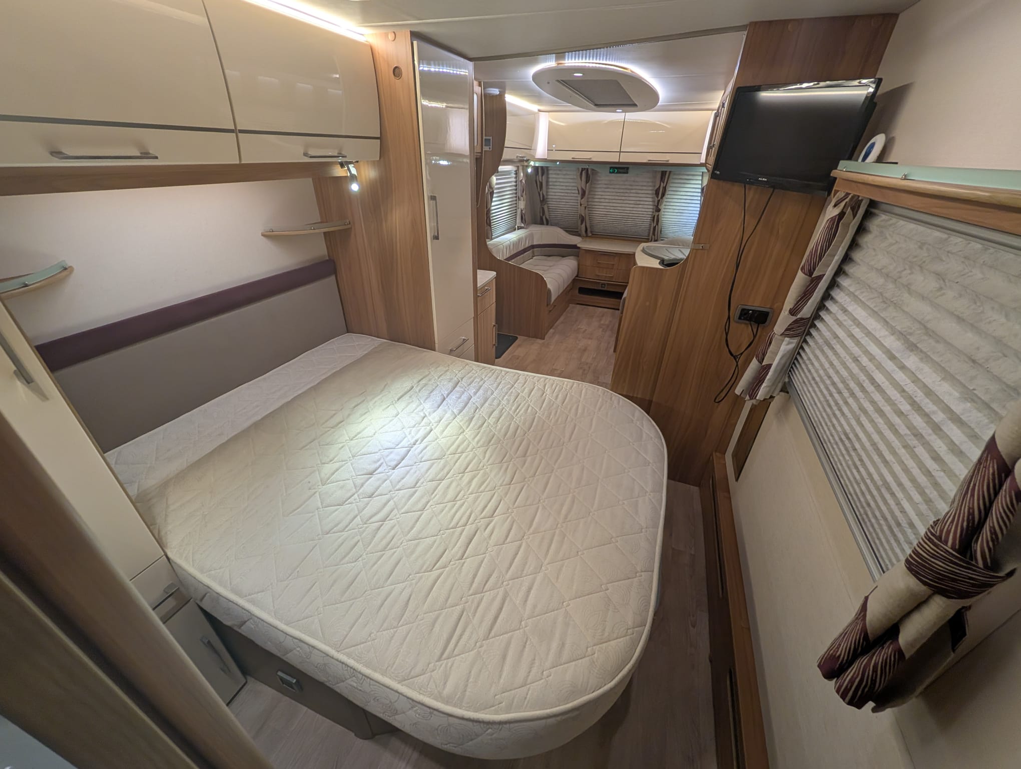 2014 Lunar Clubman SI Saros Edition for sale at RAR Caravans — photo 17 of 20