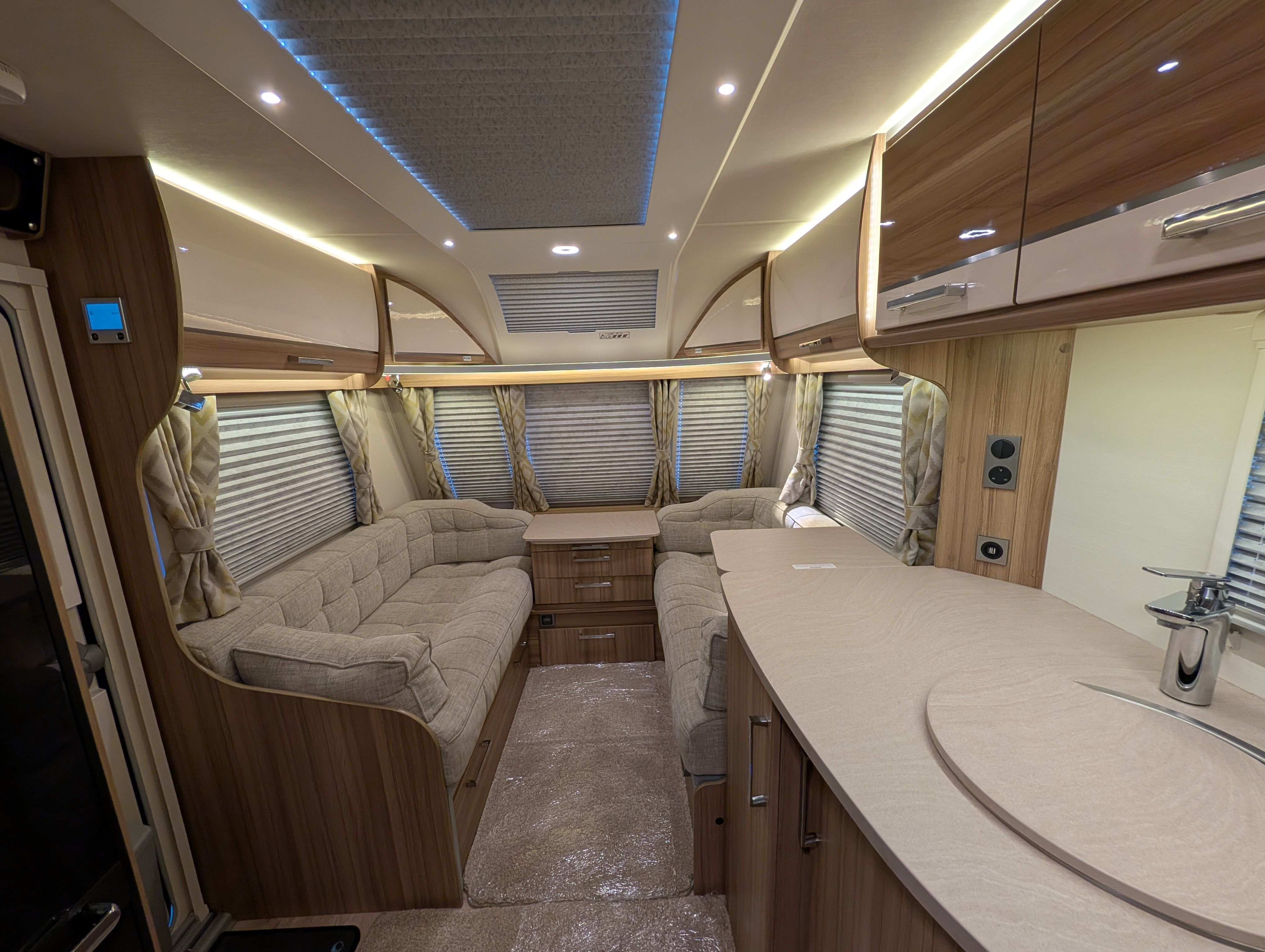 Caravan Image