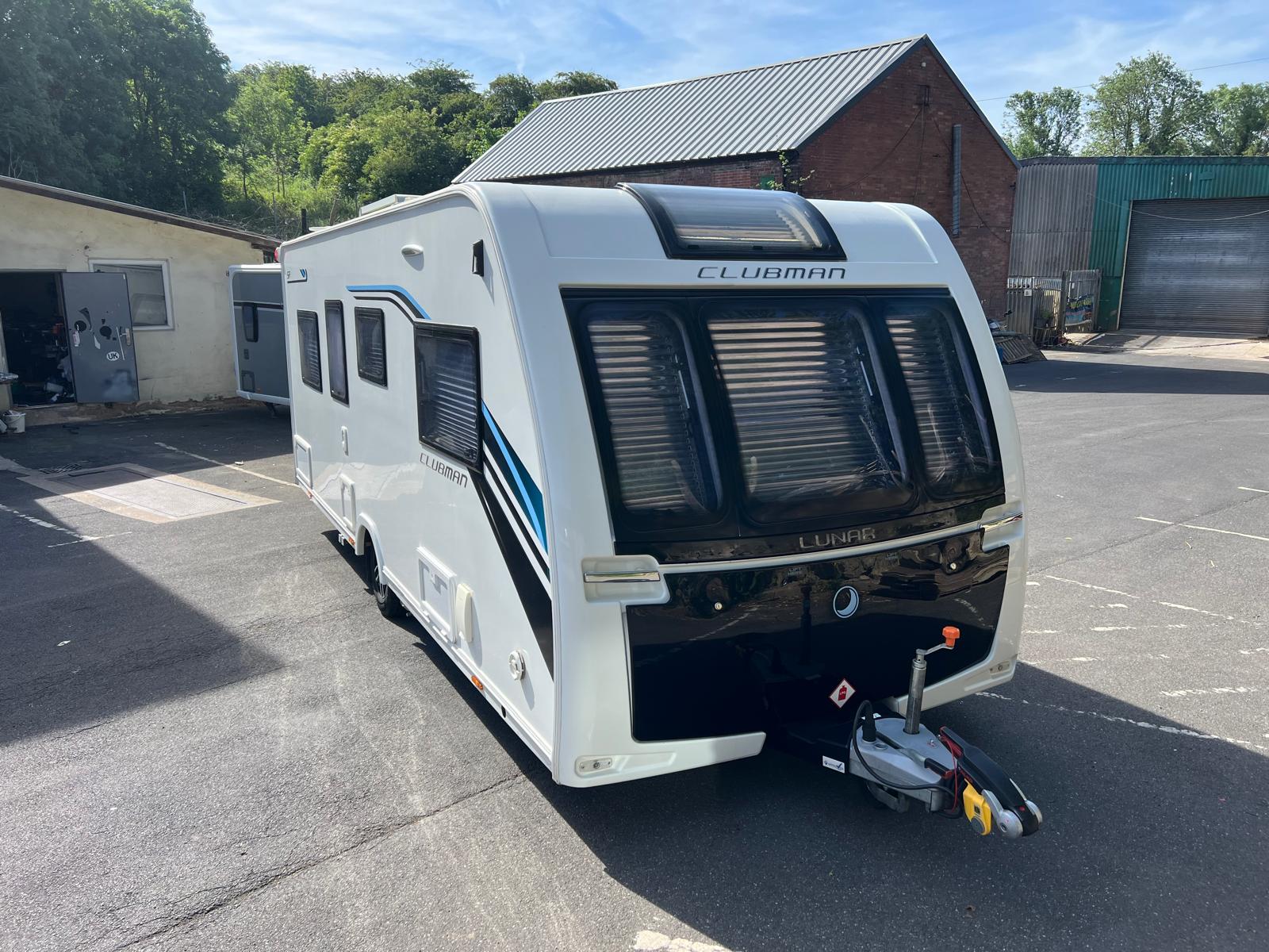 2017 Lunar  Clubman SR for sale at RAR Caravans — photo 1 of 20