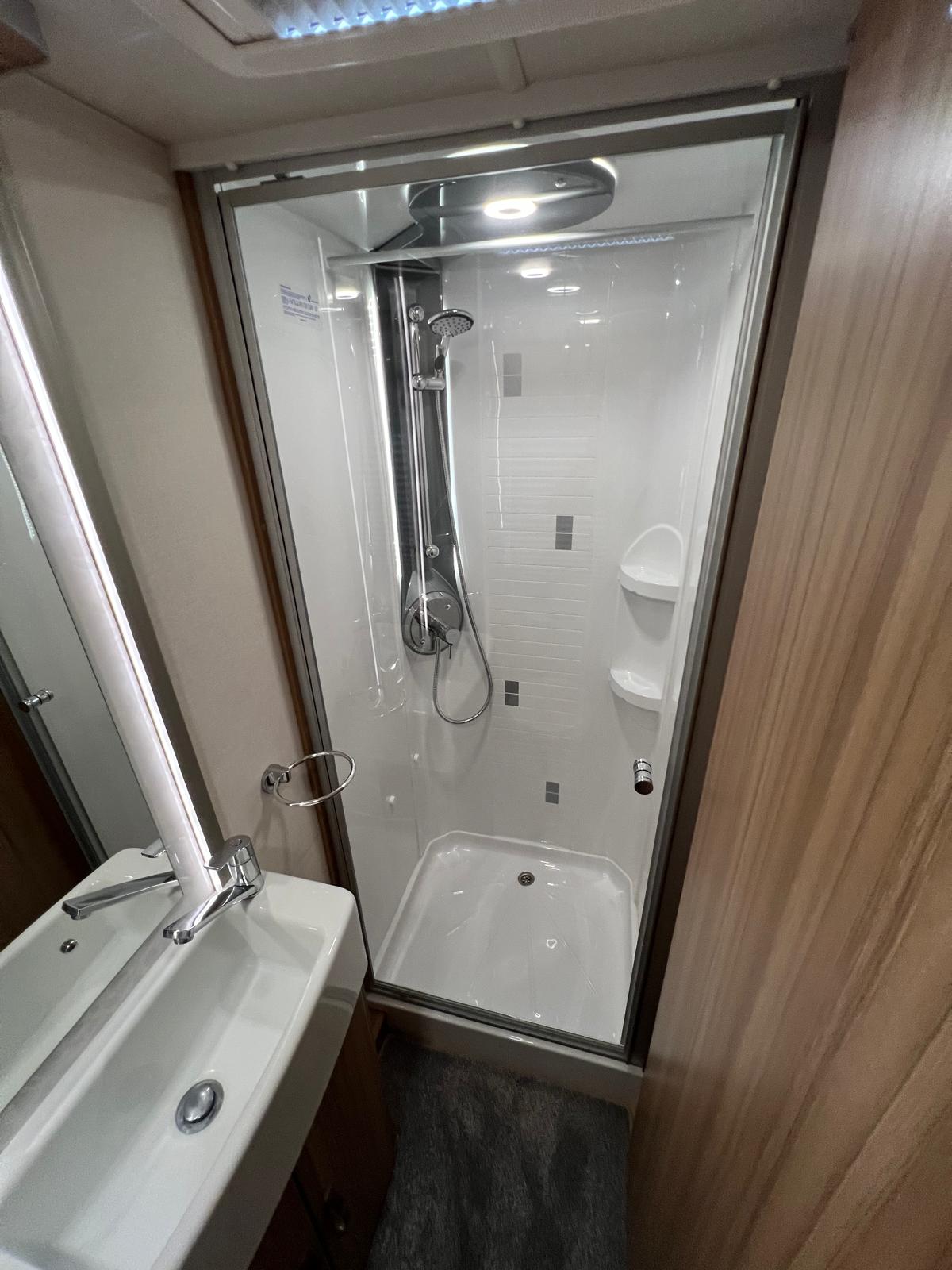 Caravan Image