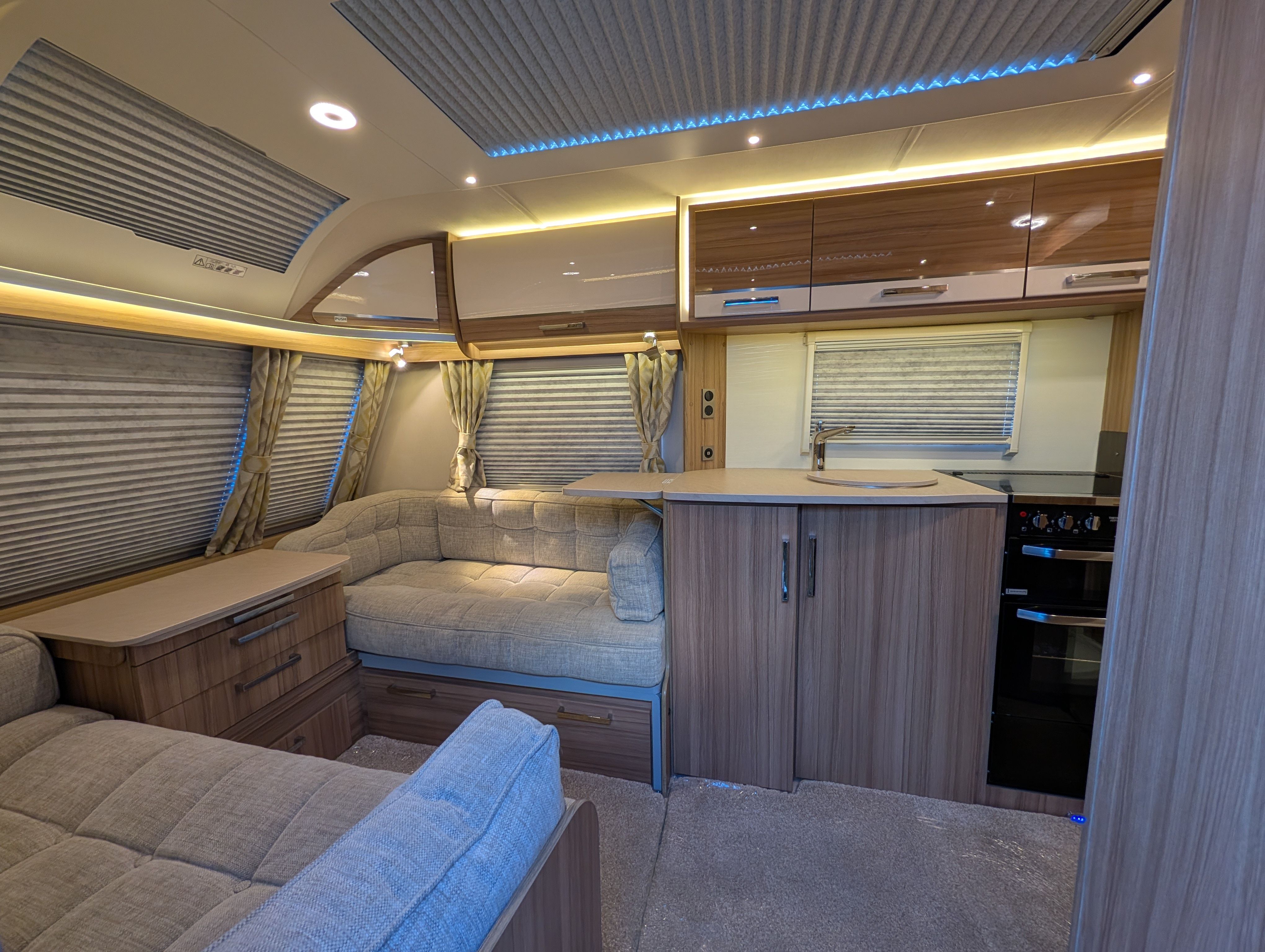 Caravan Image