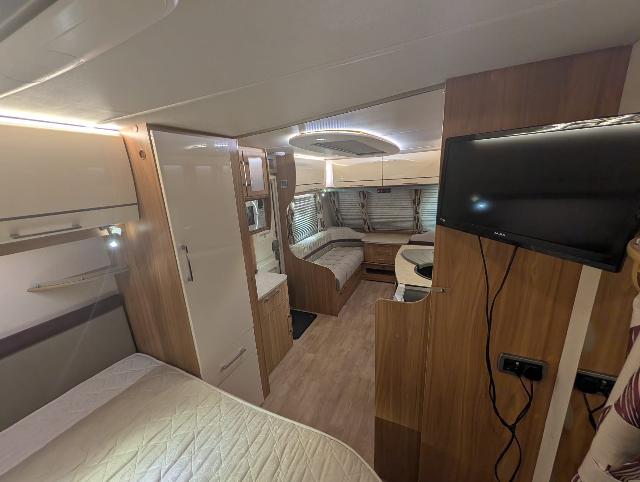 2014 Lunar Clubman SI Saros Edition for sale at RAR Caravans — photo 14 of 20
