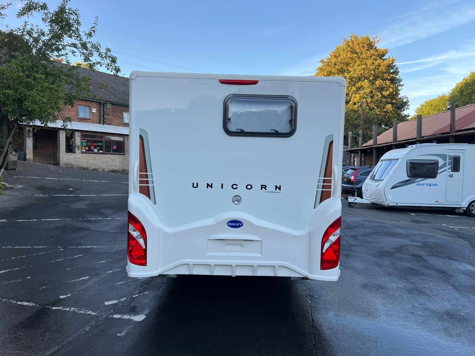 2014 Bailey Unicorn Cartagena for sale at RAR Caravans — photo 4 of 18